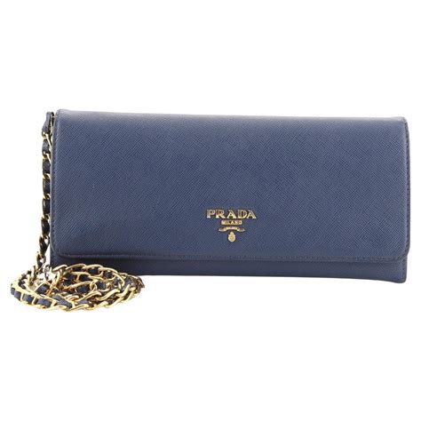 prada wallaet